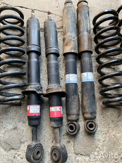 Стойки toyota land cruiser 200