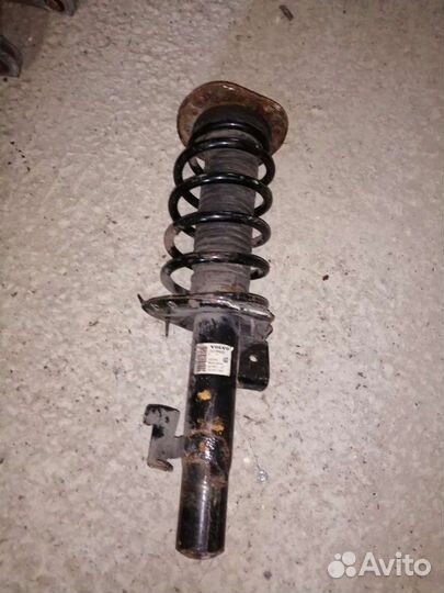 Стойка амортизатор всборе на Volvo S 80 ll