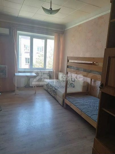 4-к. квартира, 100 м², 4/4 эт.