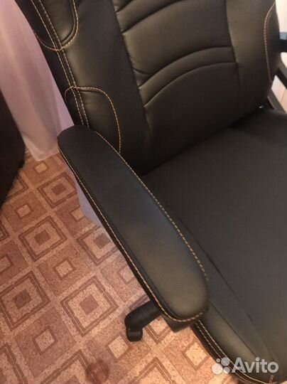 Компьютерное кресло / компьютерный стул