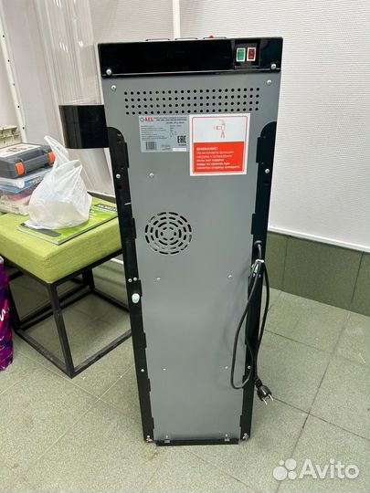 Кулер для воды с нижней загрузкой AEL