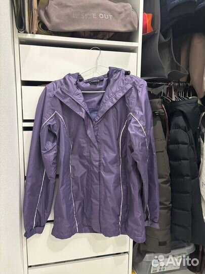 Ветровка легкая