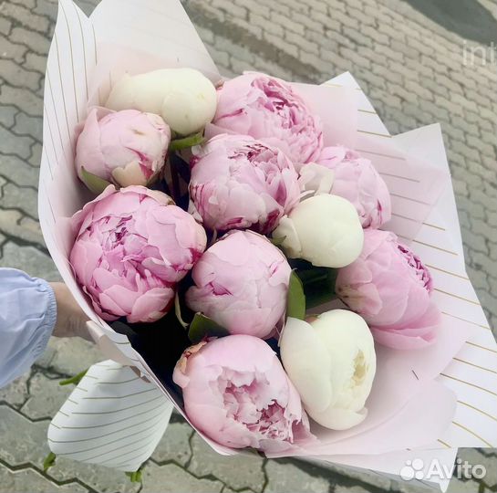 Букет пионов