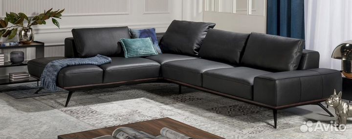 Кожаный угловой диван