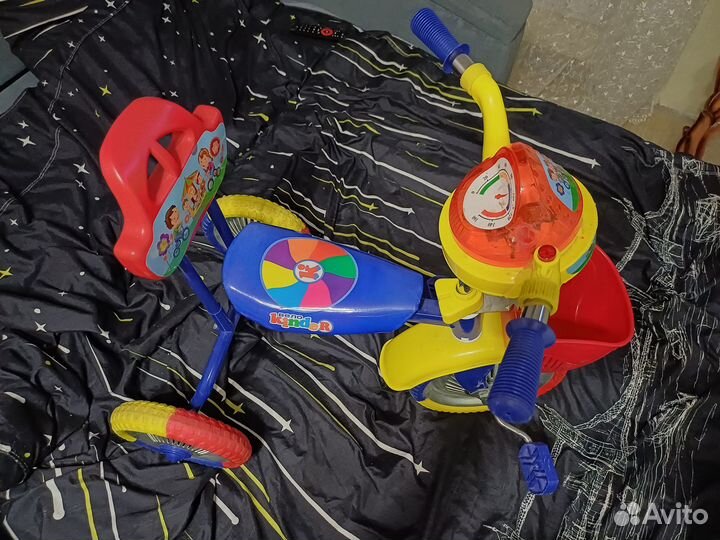 Трехколесный велосипед