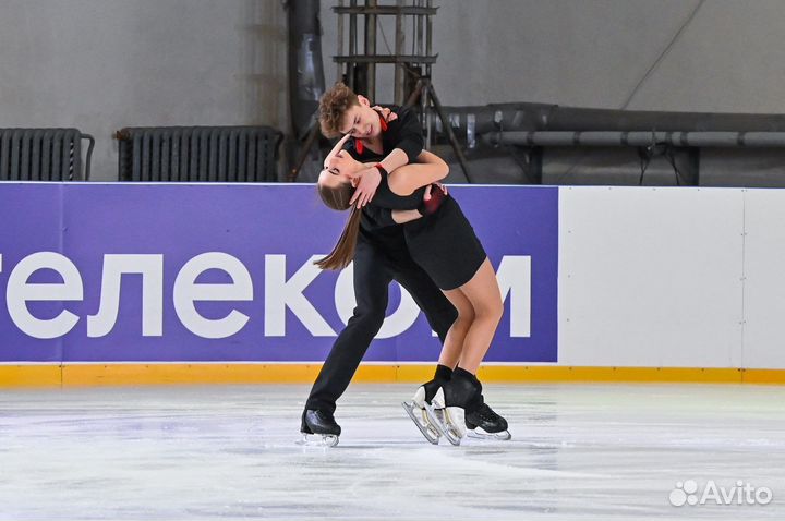 Костюм для фигурного катания 170