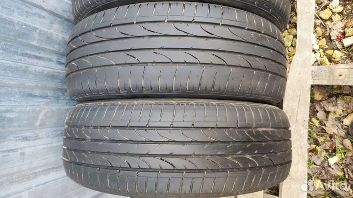 Bridgestone Dueler H/P Sport 215/60 R17 96H