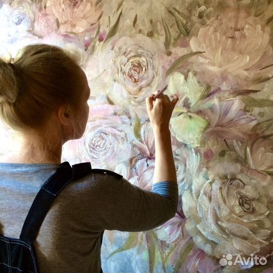 Графити, фрески на стене