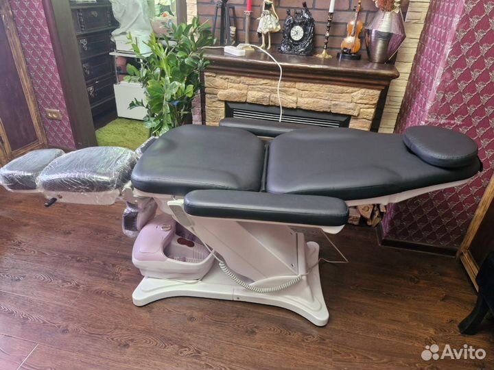Педикюрное кресло с электроприводом