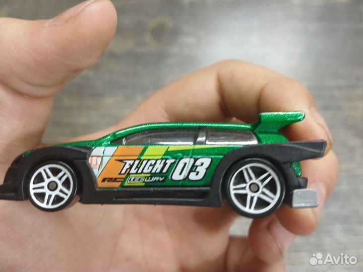 Машинка HOT wheels