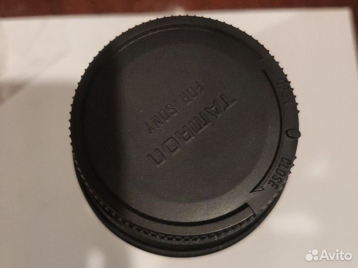 Объектив Tamron AF 70-300mm F/4-5.6 Di LD Macro