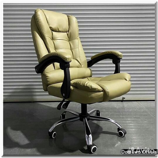 Компьютерное кресло руководителя офисное