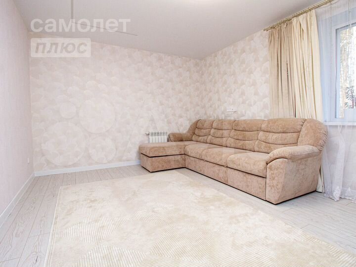 2-к. квартира, 70 м², 1/4 эт.