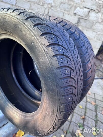 Gislaved Nord Frost 5 18.4/6 R15