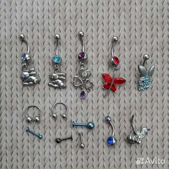 Пирсинг в губу и пупок + серьги