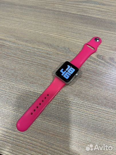 Часы Apple Watch Series 3 38mm