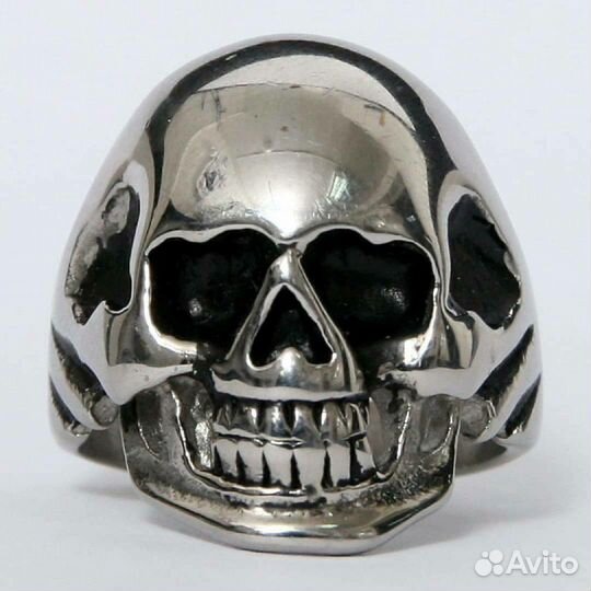 Перстень с черепом