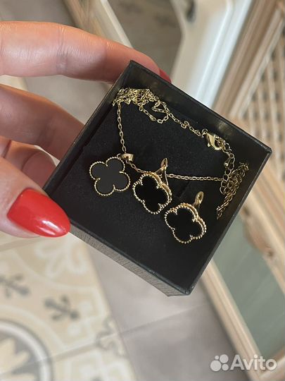 Шикарный комплект