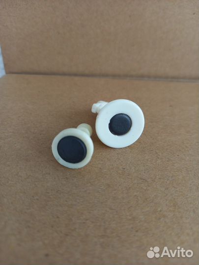 Шахматы белые запасные фигуры магнит