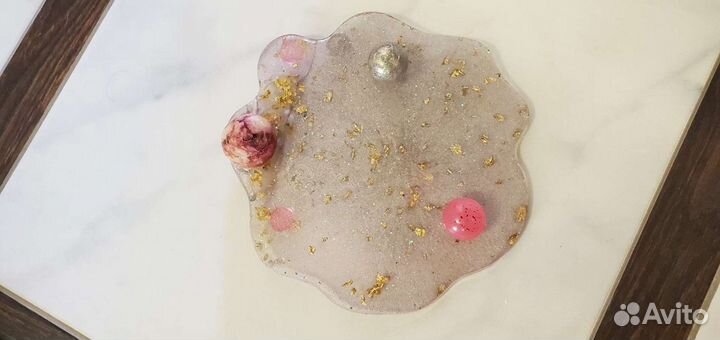 Подставка декоративная