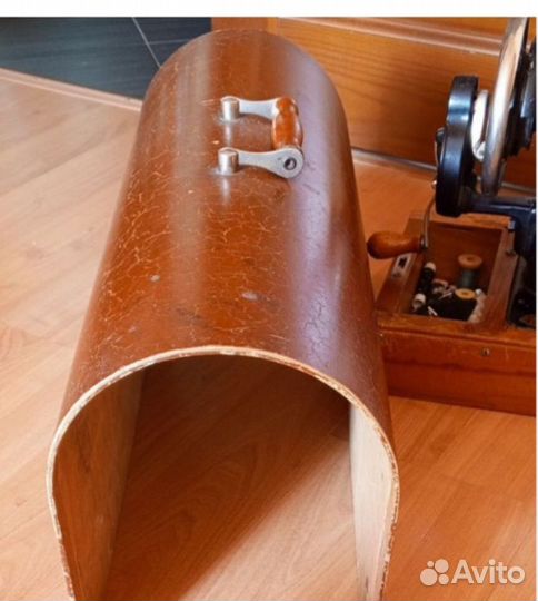 Швейная машина Подольск ручная