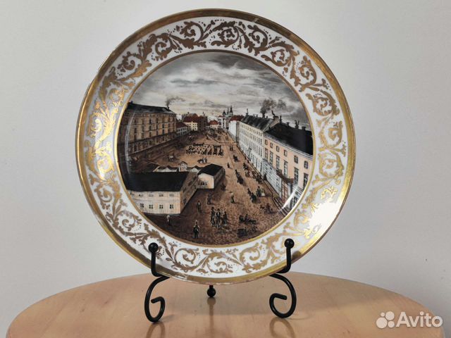 Фарфоровая тарелка Европа 19 век