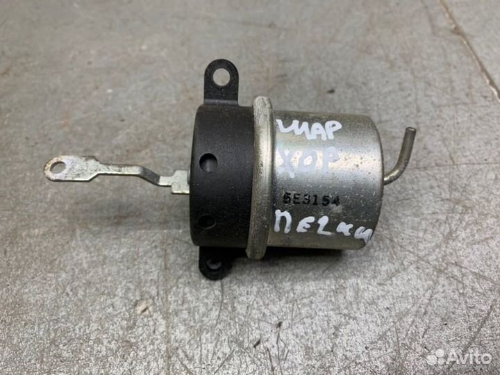 Клапан вакуумный заслонки отопителя Volkswagen