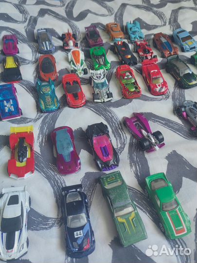 Hot wheels машинки