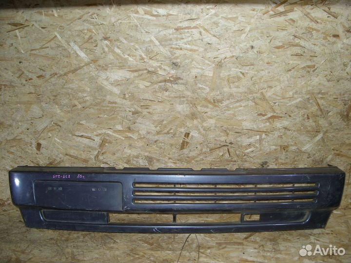 Бампер передний Nissan Largo C22 Серыйцарапины