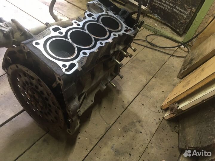 Двигатель D15B