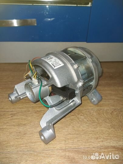 Двигатель от стиральной машины electrolux