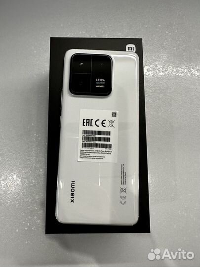 Телефон Xiaomi 13 PRO