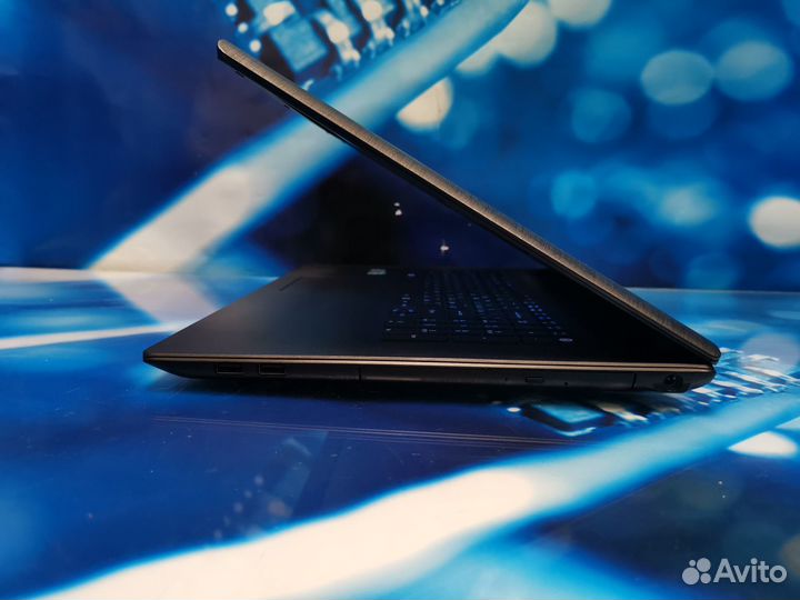 Ноутбук Acer TravelMate 17