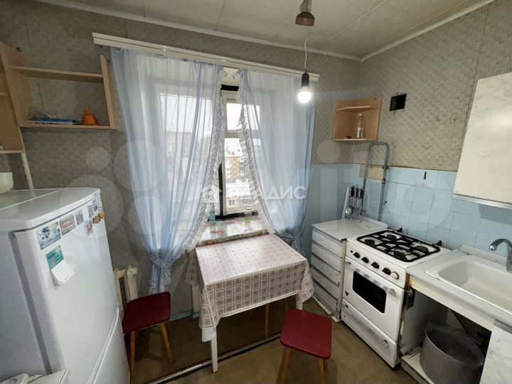 2-к. квартира, 43,3 м², 9/9 эт.