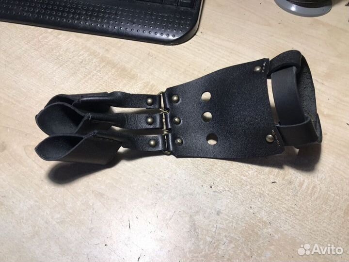 Продам перчатку для стрельбы из рекурсивного лука