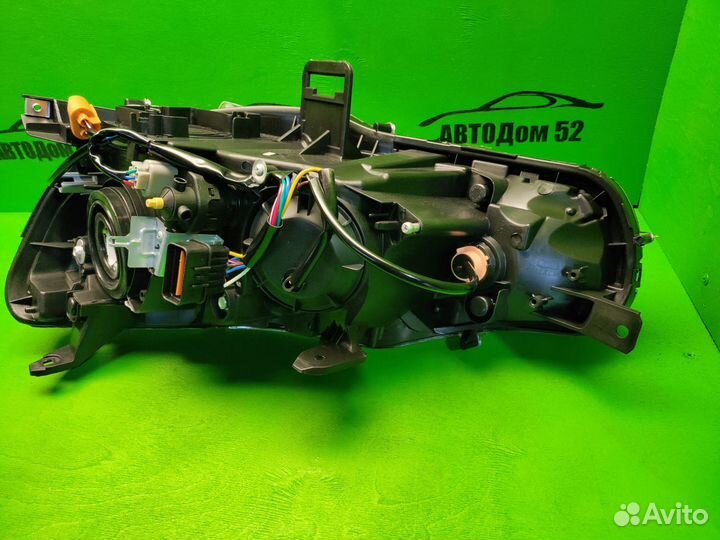 Фара Mitsubishi Outlander XL 09-13 галоген рест