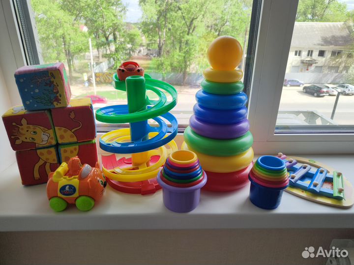 Игрушек пакет