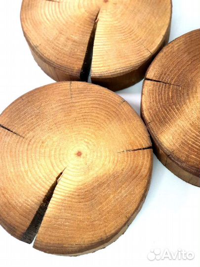 Деревянные спилы подставка под горячее