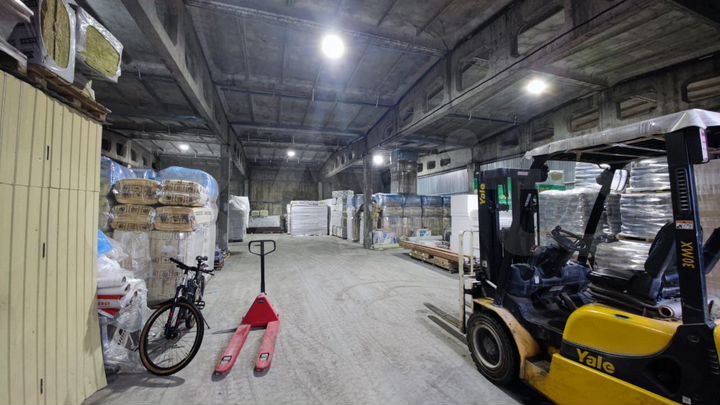 Склад, 700 м²