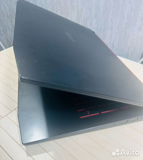 Игровой ноутбук Acer Nitro 5 Ram16Gb/GTX1050Ti-4Gb