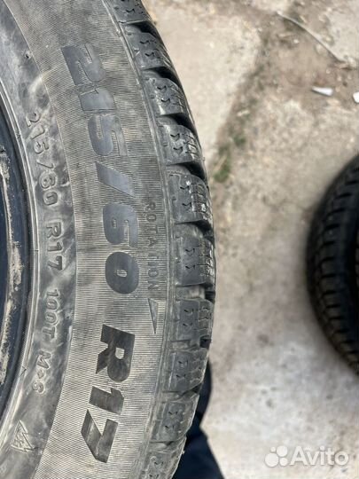 Pirelli Formula Ice 215/60 R17
