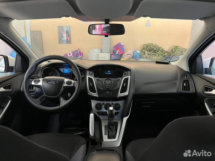 Ford Focus 1.6 AMT, 2013, битый, 71 000 км