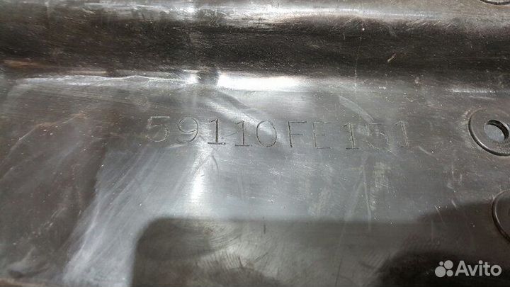 Передняя часть подкрылка Subaru Impreza