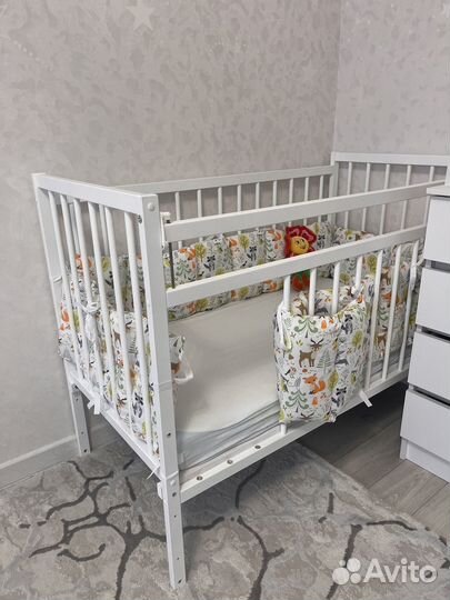 Кровать с маятником