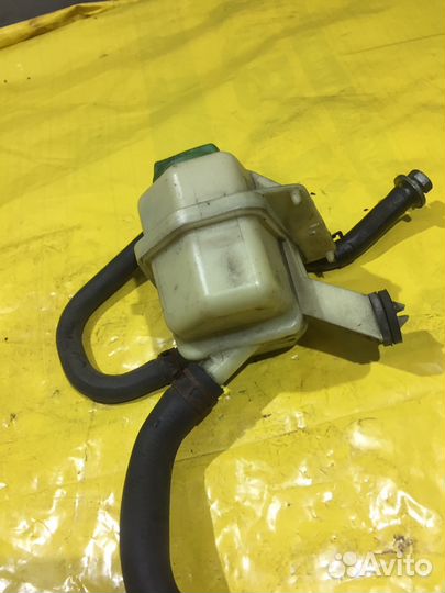 Бочек гидроусилитель для Транспортёр Т5 7H0422371A