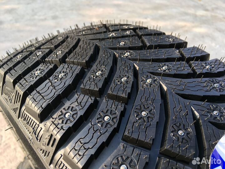 Michelin X-Ice North 4 SUV 295/35 R21