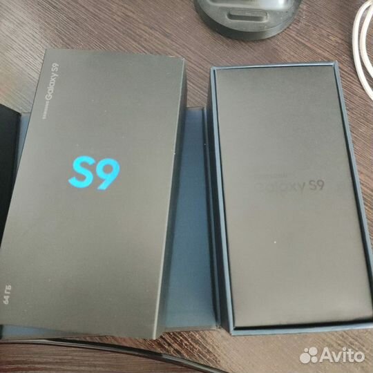 Samsung Galaxy S9, 4/64 ГБ