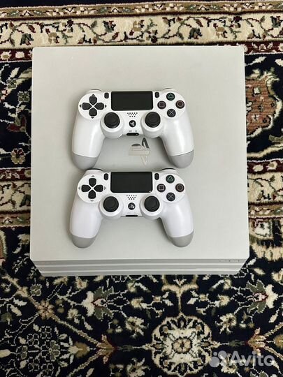 Sony playstation 4 pro 1tb