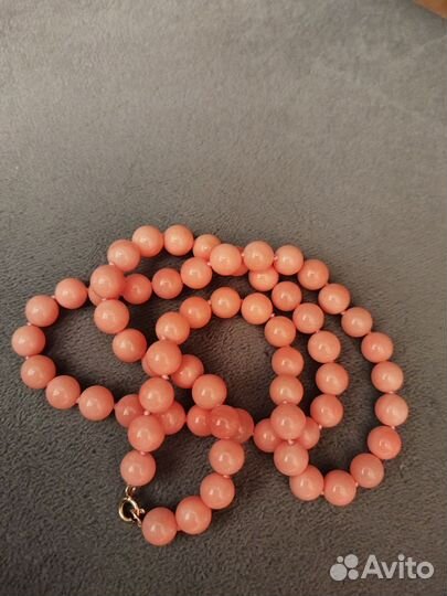 Бусы коралл