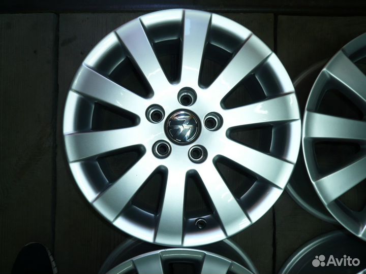 Диски литые оригинал Passat B6 Milwaukee R16 5x112